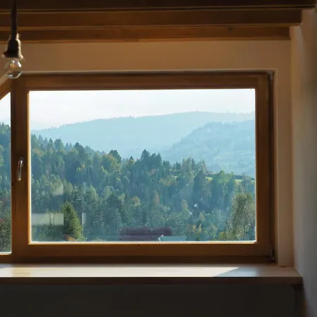 Alpesi faház Hillout - W Milowce - Workation - Praca Zdalna